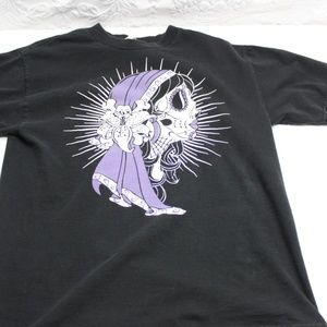 Sugar Skull Tshirt size Medium